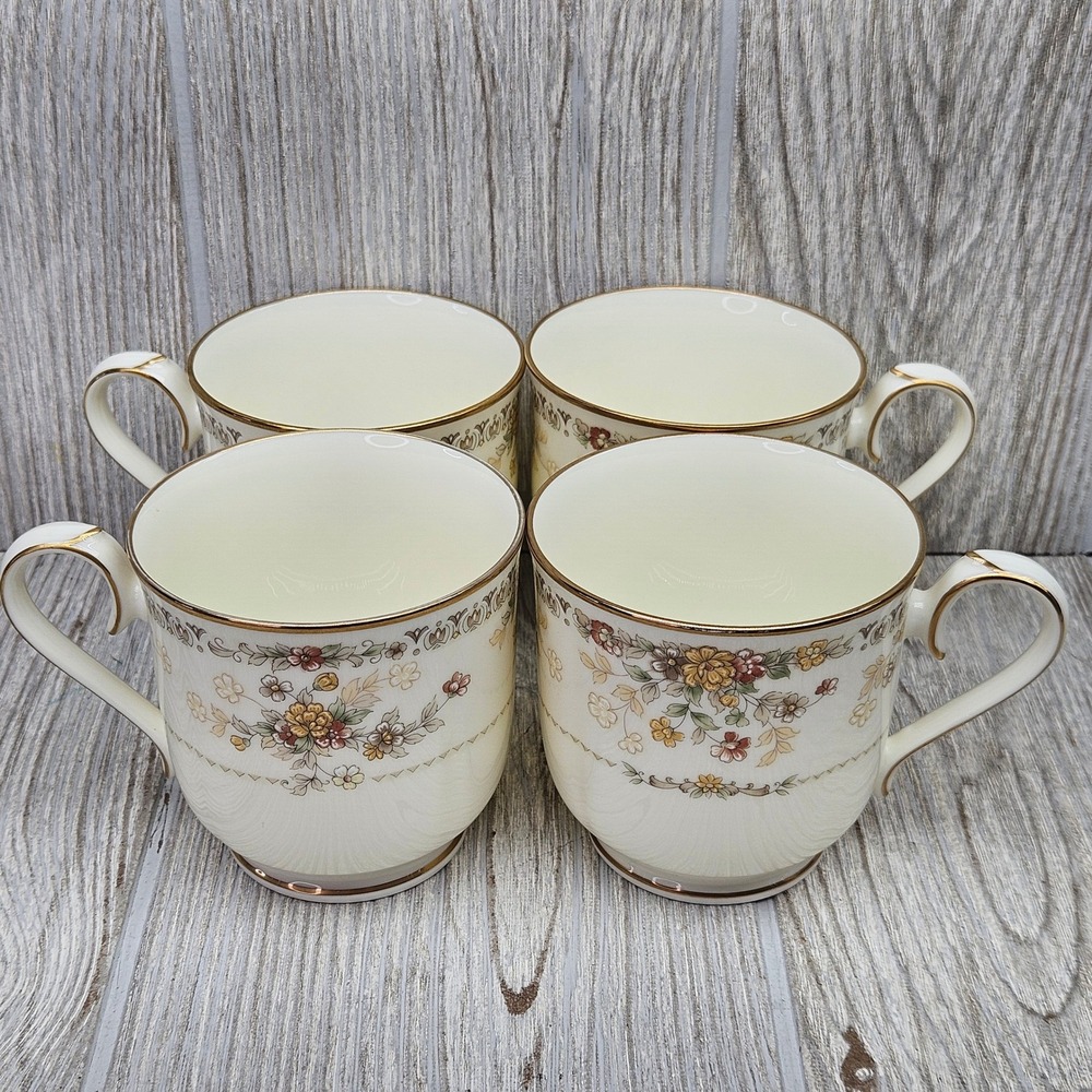 Noritake Salisbury Bone China Coffee Mugs Cups Set of 4 Gold Trim 9723 Japan